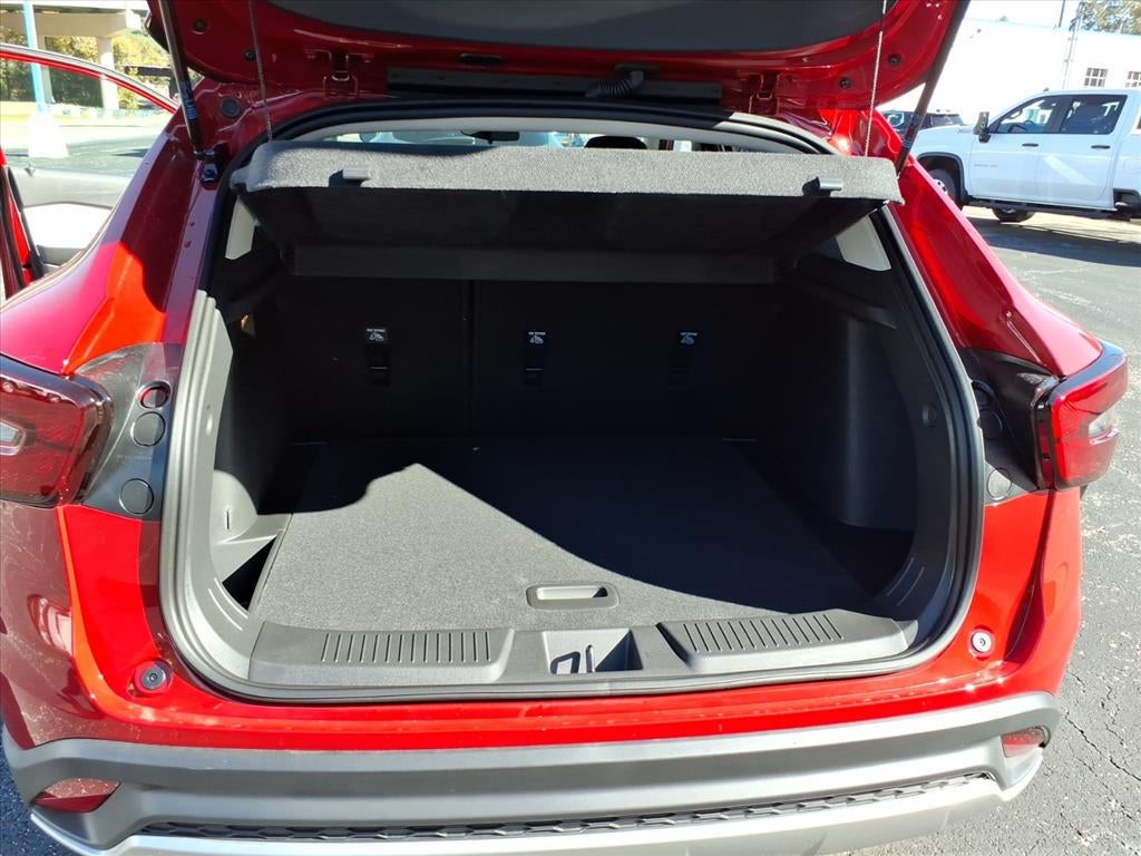 2026 Chevrolet Trax LT - Photo 8